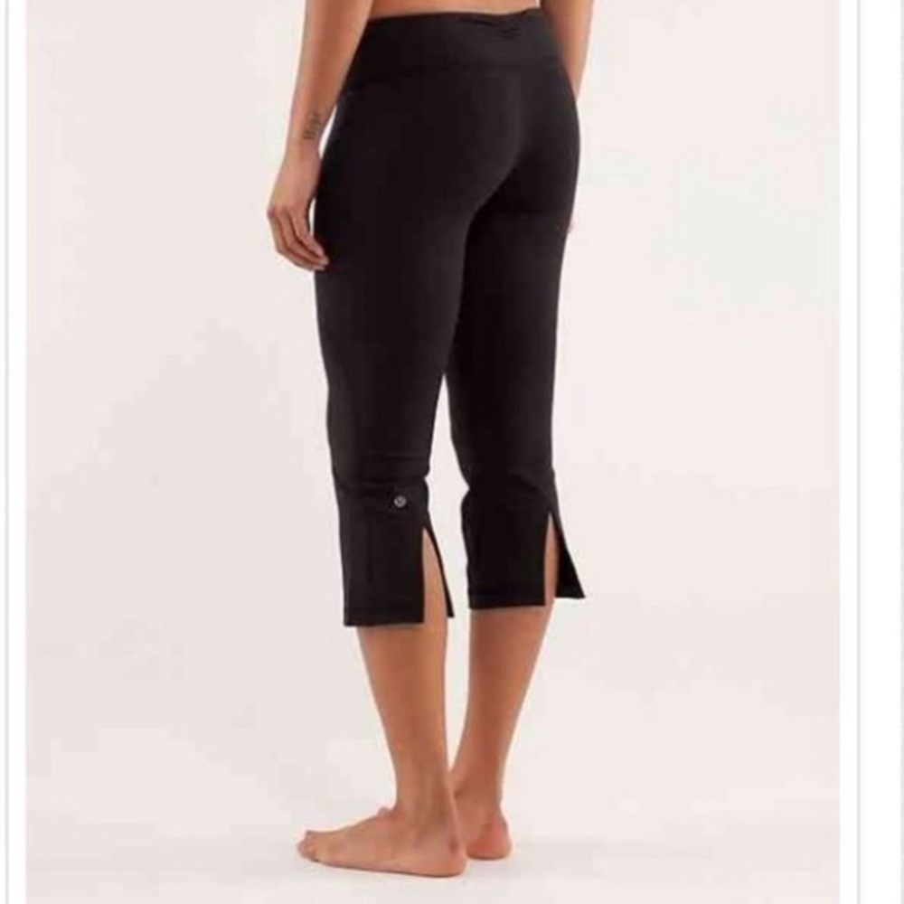 Lululemon Flare Cropped Leggings Size 4